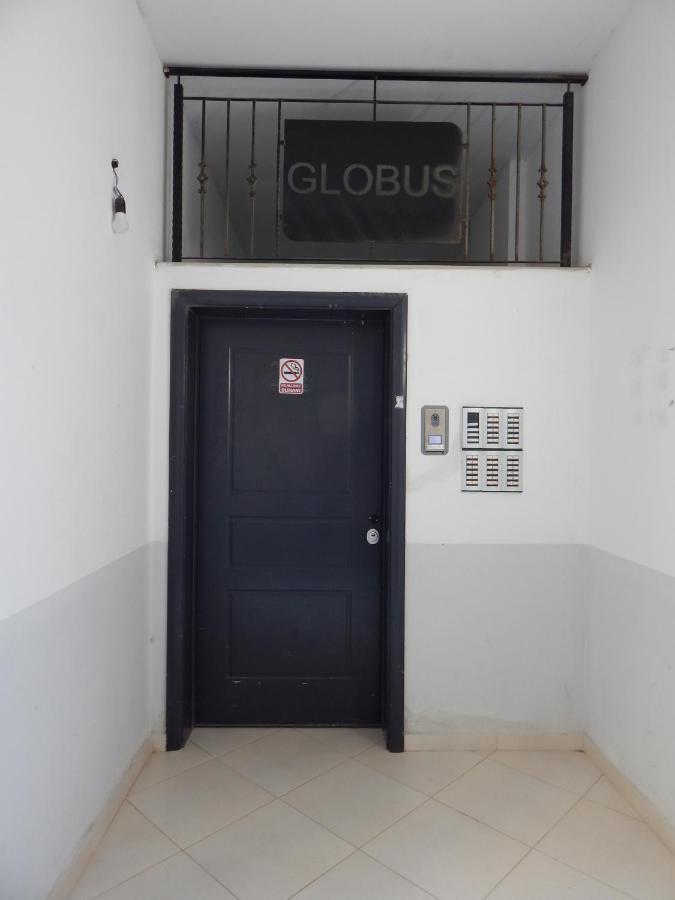 Modern Spacious 1 Bedroom Flat Next To The Beach Vlore Bagian luar foto
